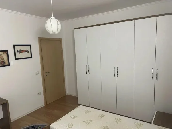 Tirane, jepet me qera apartament 3+1 Kati 0, 120 m² 600 € (Kodra e Diellit 1)