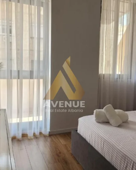Tirane, jepet me qera apartament 2+1 Kati 2, 80 m² 750 € (Rruga Kavajes)