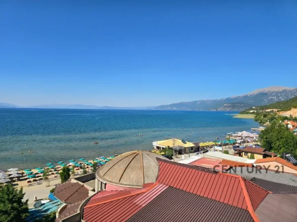 Pogradec, shiten 10 dhoma Kati 4, 410 m² 580.000 € (Tushemisht)