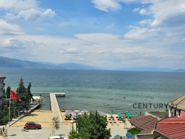 Pogradec, shiten 10 dhoma Kati 4, 410 m² 580.000 € (Tushemisht)