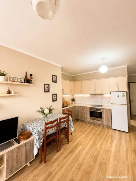 Tirane, jepet me qera apartament 1+1 Kati 5, 69 m² 550 € (Rruga dritan hoxha)