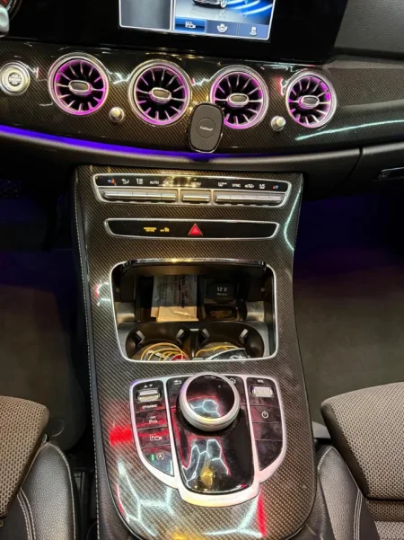 Tirane, shes makine Mercedes Benz Nafte, e zeze automatik Klima 209.000 km 1 €