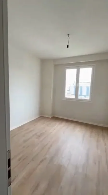 Tirane, shitet apartament 2+1 Kati 3, 87 m² 140.000 € (YZBERISHT)