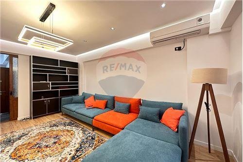 Tirane, shitet apartament 287.000 Euro (Te Tatimet)