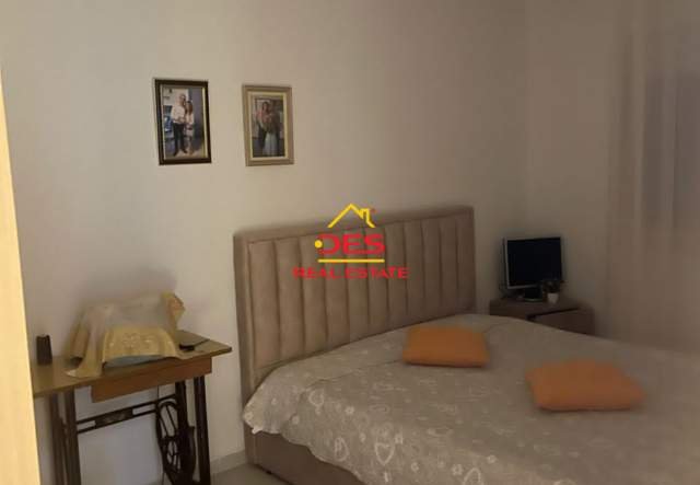 Vlore, jepet me qera apartament 3+1+BLK Kati 4, 130 m² 300 Euro (Rruga Hajro Cakerri)