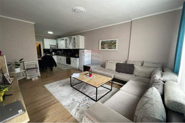 Tirane, shitet apartament 1+1+BLK 75 m² 75.000 Euro