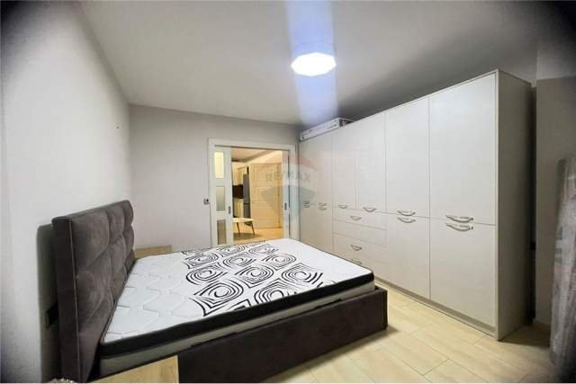 Tirane, jepet me qera apartament 1+1+A Kati 3, 52 m² 800 Euro