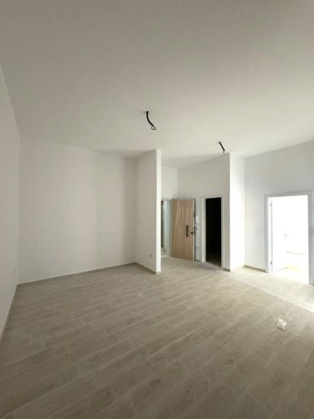 Tirane, shes apartament 2+1 80 m² 76.000 Euro (Vila e Zogut, Durres)