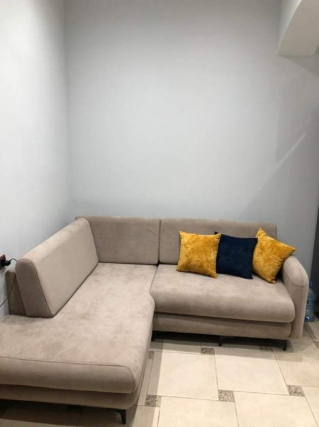 Tirane, jepet me qera Vile 1+1 Kati 2, 50 m² 420 Euro (Kristaq Capo)