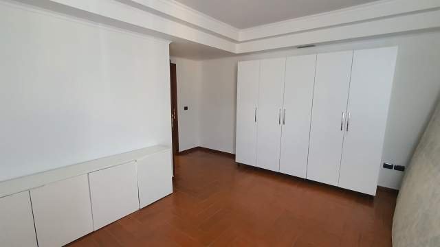 Tirane, jepet me qera 3+1+A+BLK Kati 11, 146 m² 800 Euro (Bulevardi Gjergj Fishta)