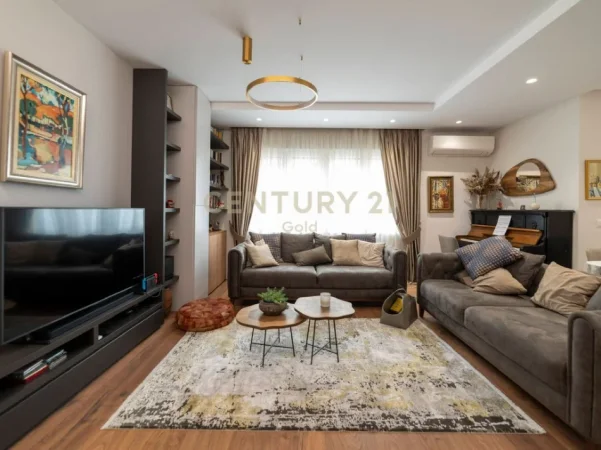 Tirane, jepet me qera apartament 2+1 Kati 5, 118 m² 1.400 € (Rruga e Barrikadave)