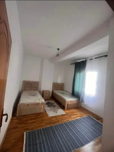 Tirane, jepet me qera apartament 2+1 Kati 3, 90 m² 600 € (Don Bosko)