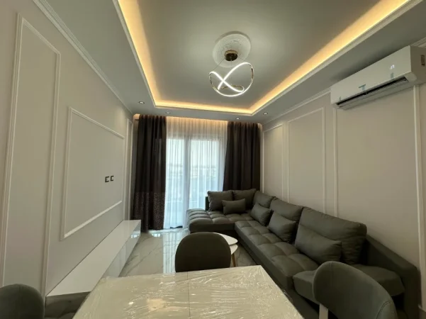 Tirane, jepet me qera apartament 1+1 Kati 7, 68 m² 600 € (Rruga Jordan Misja)