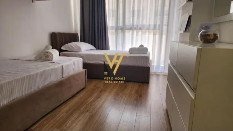 Tirane, jepet me qera apartament 2+1+Ballkon Kati 2, 80 m² 770 € (RRUGA E KAVAJES)