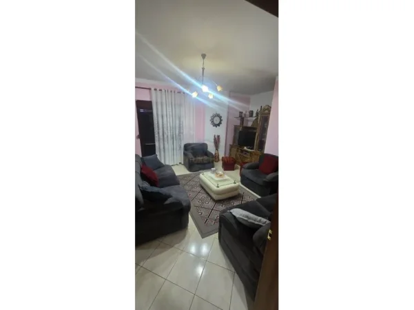 Durres, shitet apartament 2+1 Kati 3, 105 m² 150.000 € (0696044423 Ish Rajoni,Durres)
