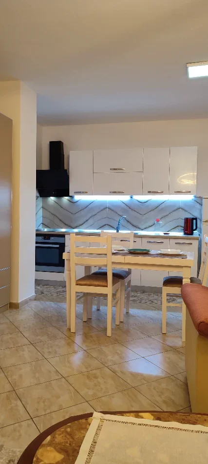 Tirane, jepet me qera apartament 1+1 Kati 0, 65 m² 550 € (Rruga Ndre Mjeda)