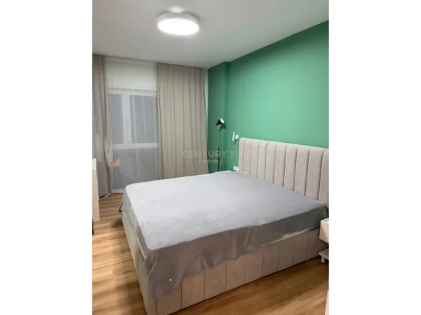 Tirane, jepet me qera apartament 1+1 Kati 3, 78 m² 780 € (Pazari i Ri partners147130)