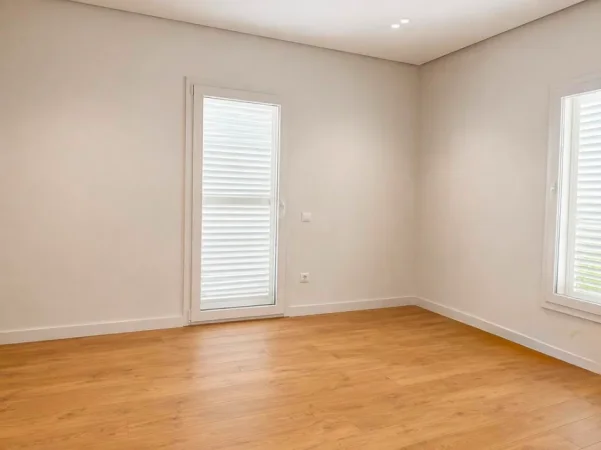 Tirane, jepet me qera aktivitet biznesi Kati 0, 429 m² 9.000 € (Rruga e Elbasanit)