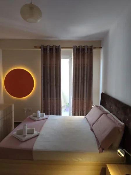 Tirane, jepet me qera apartament 1+1 Kati 4, 65 m² 570 € (21 Dhjetori)
