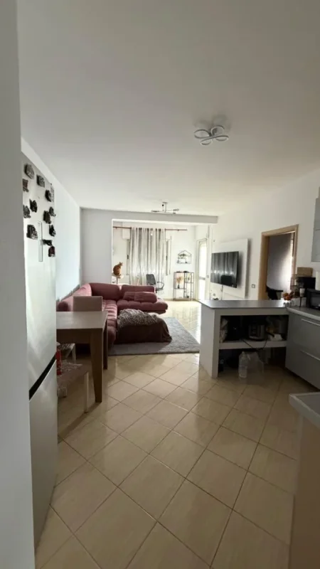 Tirane, jepet me qera apartament 1+1 Kati 4, 60 m² 550 € (Kodra e Diellit 1)
