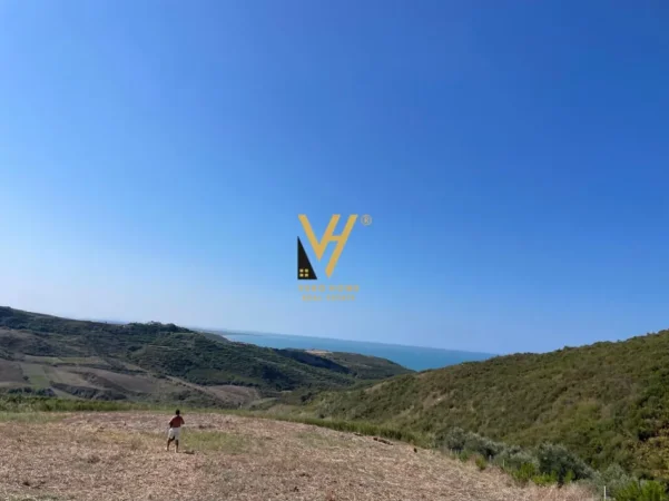 Kavaje, shitet toke , 5.400 m² 400.000 € (PLAZHI I GJENERALIT)
