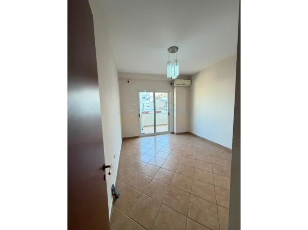 Tirane, shitet apartament 2+1 Kati 7, 100 m² 155.000 € (Misto Mame)
