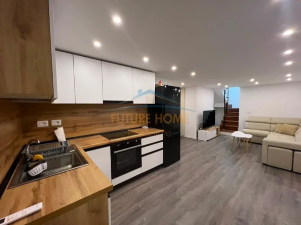 Tirane, shitet apartament duplex 2+1 Kati 1, 47 m² 150.000 € (Golden Park 3)