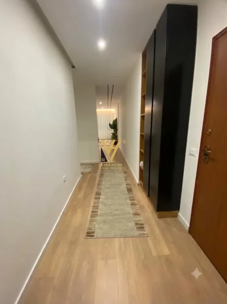 Tirane, jepet me qera apartament 3+1+Ballkon Kati 2, 132 m² 1.100 € (LIQENI I THATE)