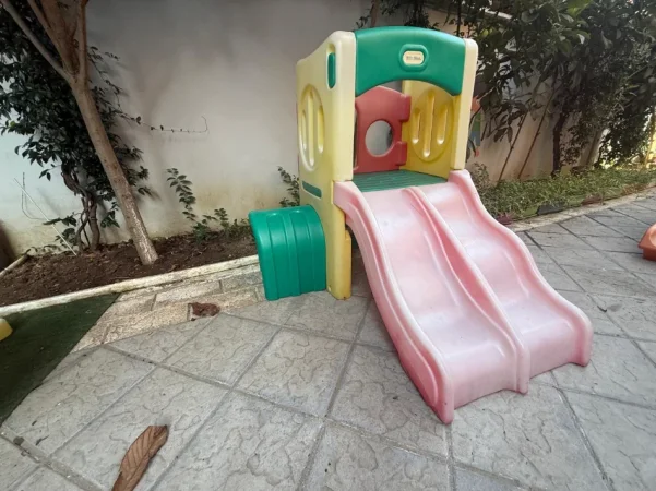 Tirane, shes Shitet baze materiale per kopsht femijesh 1 €