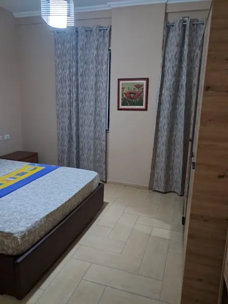Tirane, jepet me qera apartament 1+1 Kati 2, 67 m² 500 € (Kodra e Diellit)