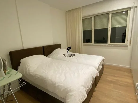 Tirane, jepet me qera apartament 3+1+Ballkon Kati 2, 132 m² 1.100 € (LIQENI THATE)