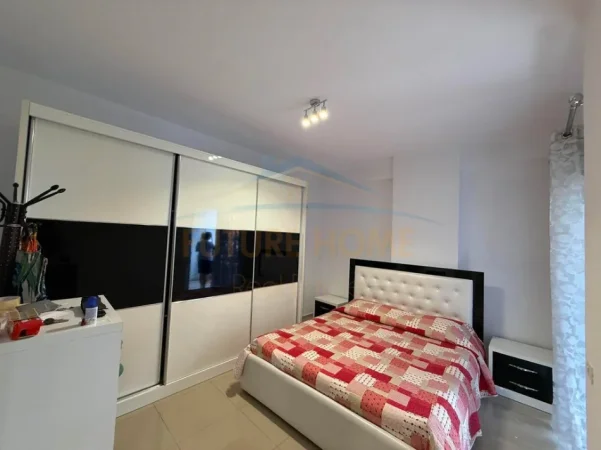 Qera, Apartament 2+1+2, Pallati Eja Studio, Unaza e Re  45,000 Lekë 0696069906