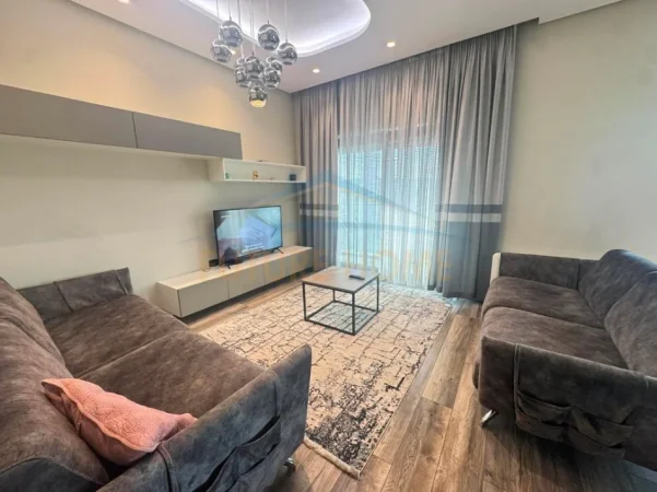 Qera, Apartament 2+1 + Post Parkimi, Bulevardi Zhan D'Ark, Tirane  75,000 Lekë 0696069906