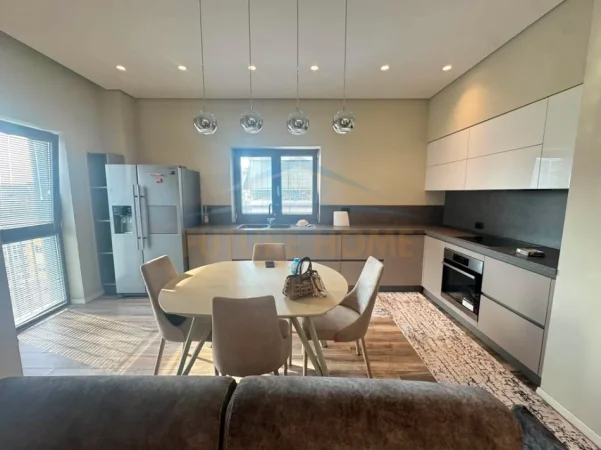 Qera, Apartament 2+1 + Post Parkimi, Bulevardi Zhan D'Ark, Tirane  75,000 Lekë 0696069906