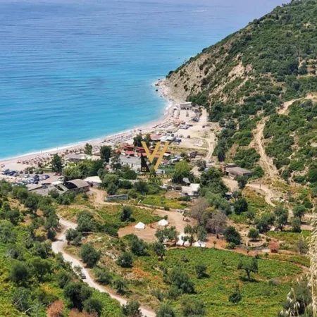 Himare, shitet toke , 2.200 m² 396.000 € (LUKOVE)