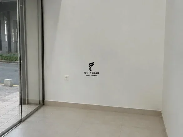 Tirane, jepet me qera dyqan Kati 0, 16 m² 1.000 € (BLLOKU)