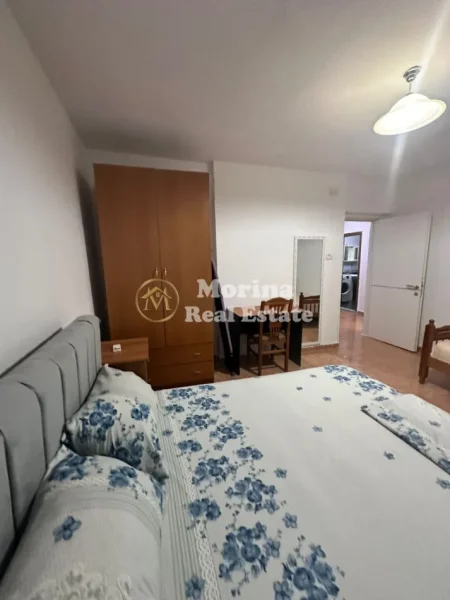 Tirane, shitet apartament 2+1 Kati 3, 85 m² 120000 € (Shkolla e Bashkuar)