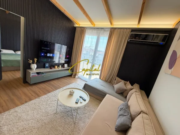 Tirane, jepet me qera apartament 1+1 Kati 7, 65 m² 600 € (ASTIR)