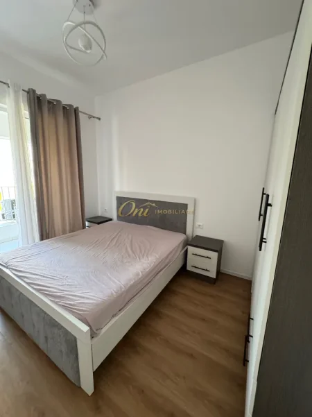 Tirane, jepet me qera apartament 1+1 Kati 4, 70 m² 400 € (REZIDENCA KAIMI)