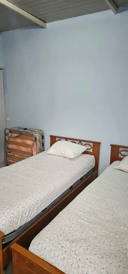 Tirane, jepet me qera apartament Studio Kati 1, 20 m² 200 € (Rruga Kongresi i Manastirit)
