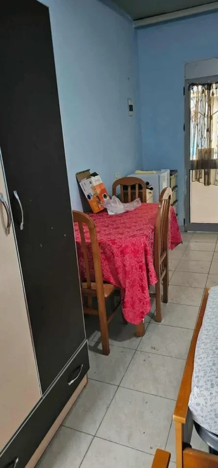 Tirane, jepet me qera apartament Studio Kati 1, 20 m² 200 € (Rruga Kongresi i Manastirit)
