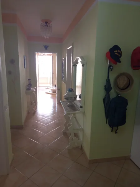 Durres, shes apartament 2+2+Aneks+Ballkon Kati 5, 106 m² (Rruga Taulantia)