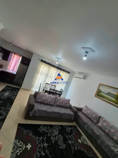 Tirane, jepet me qera apartament 2+1 Kati 5, 90 m² 540 € 