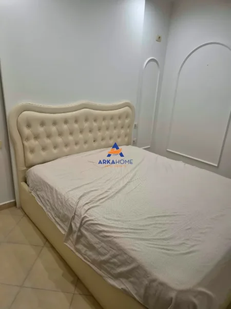 Tirane, jepet me qera apartament 2+1 Kati 5, 90 m² 540 € 
