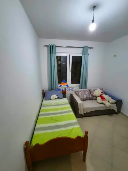 Tirane, jepet me qera apartament 2+1 Kati 5, 90 m² 540 € 