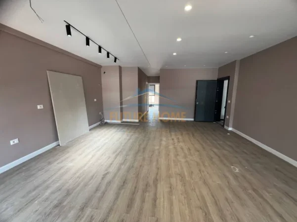 Tirane, shitet apartament 2+1 Kati 7, 100 m² 220.000 € (Jordan Misja)