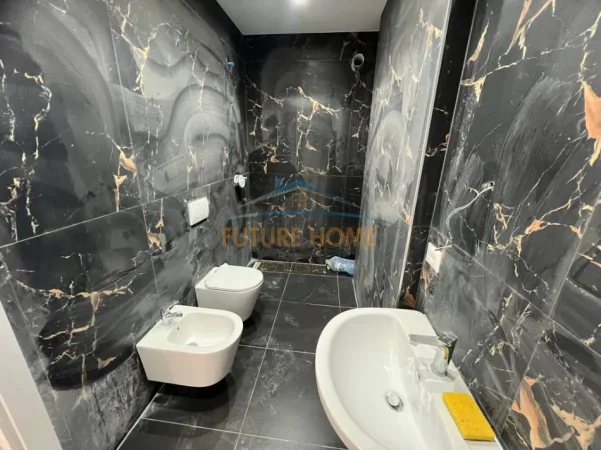Tirane, shitet apartament 2+1 Kati 7, 100 m² 220.000 € (Jordan Misja)