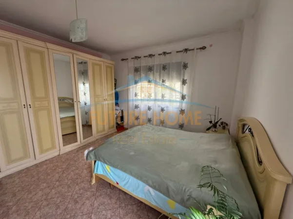 Tirane, shitet apartament 2+1 Kati 5, 107 m² 160.000 € (Kopshti Botanik)