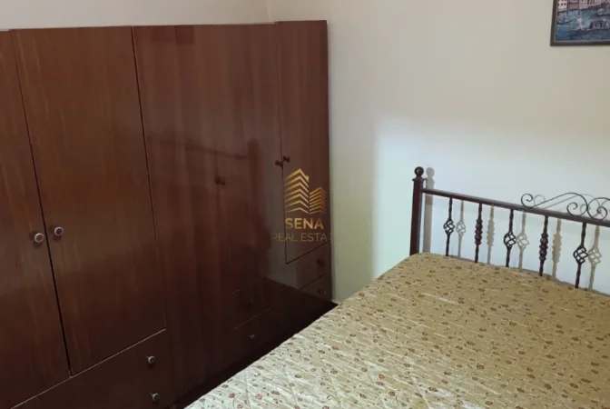 Tirane, jepet me qera apartament 1+1+Ballkon Kati 2, 65 m² 450 € (Don Bosko)