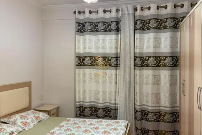 Tirane, jepet me qera apartament 1+1+Ballkon Kati 5, 60 m² 500 € (5 Maji)